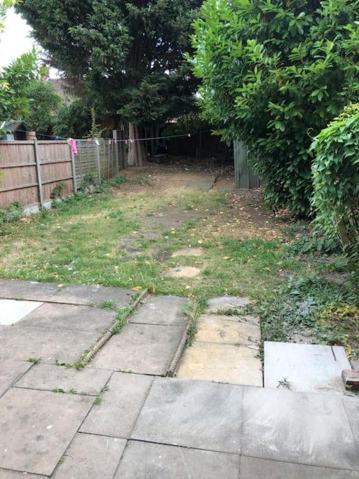 Lovely 3 Bedroom Entire Home With Street Parking - Close To Nec, Bhx Airport - Sleeps 6 Guests Ideal For Contractors & Families Birmingham Extérieur photo